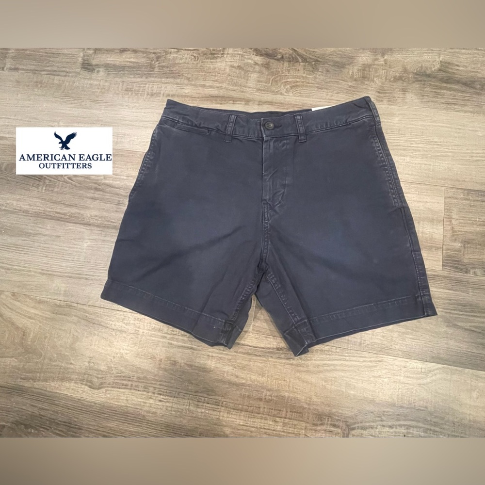 American Eagle Lived-In Khaki Shorts - Slim Straight - Navy - 2019 Size 29